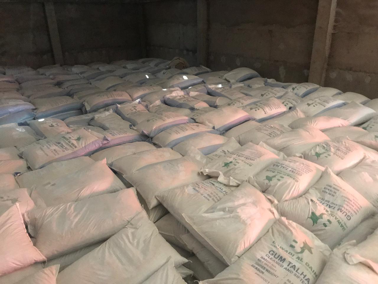 Gum talha in Bawadi Al Dain sacks